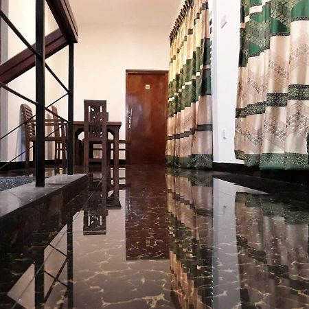 Bed and Breakfast La Sachara Kandy Exterior foto