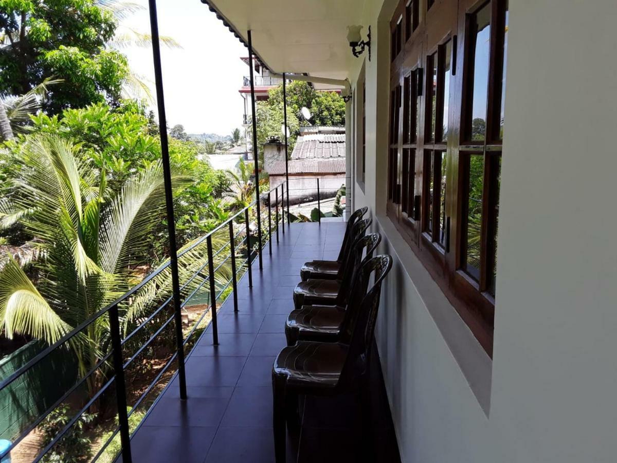 Bed and Breakfast La Sachara Kandy Exterior foto
