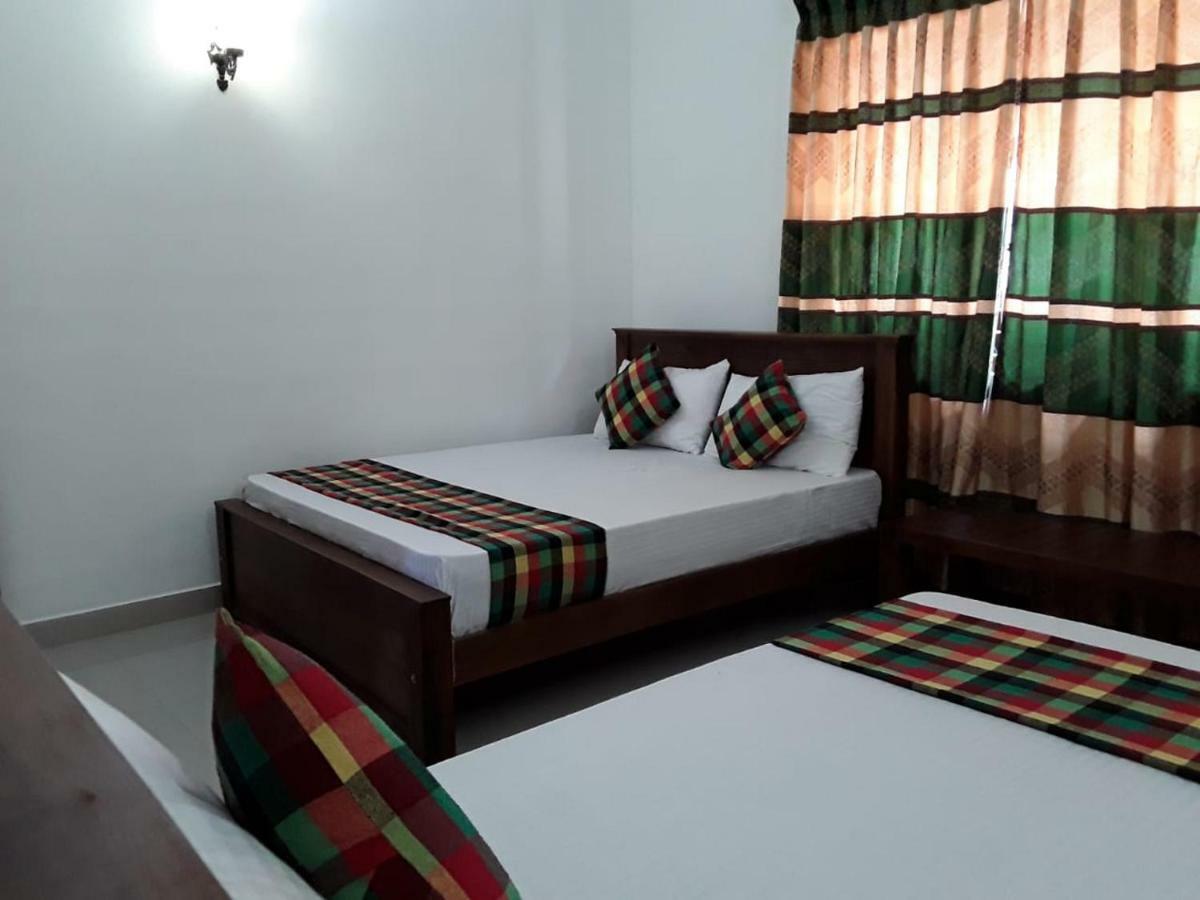 Bed and Breakfast La Sachara Kandy Exterior foto