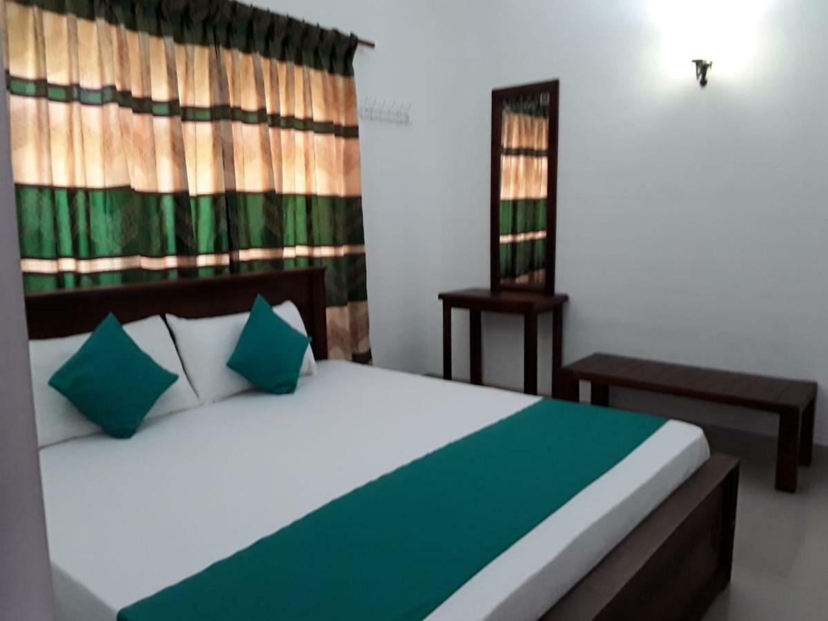 Bed and Breakfast La Sachara Kandy Exterior foto