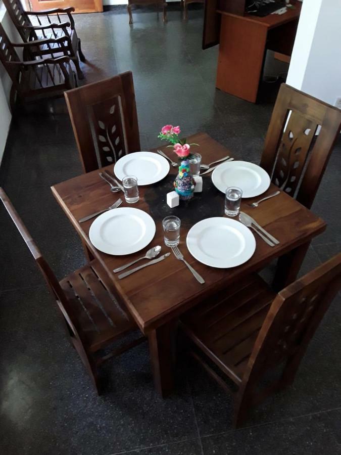 Bed and Breakfast La Sachara Kandy Exterior foto