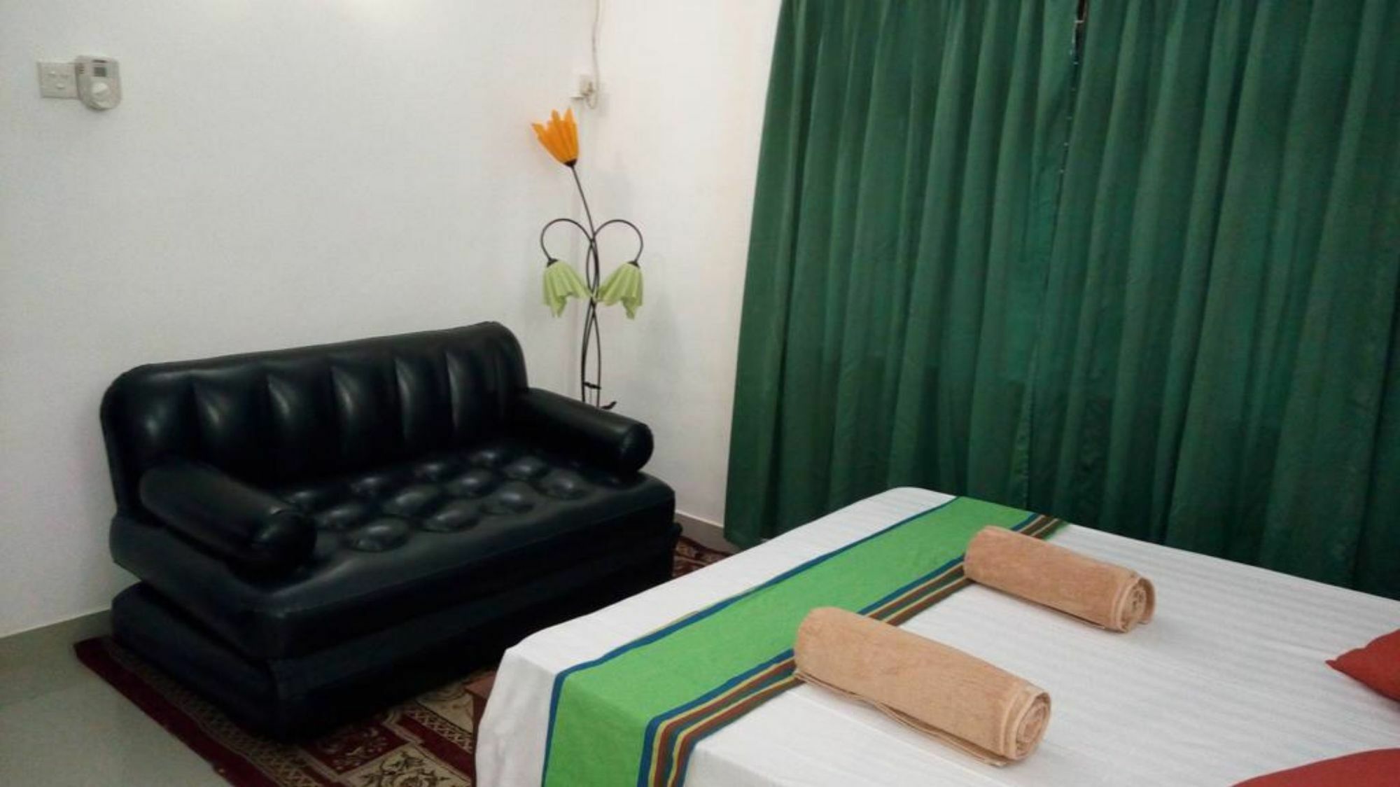Bed and Breakfast La Sachara Kandy Exterior foto